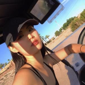 Meet your Posher, Daye